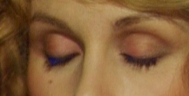 Sapphire glint