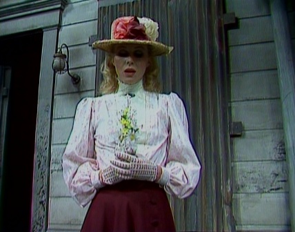 Sapphire's Edwardian dress in "The Railway Station"
